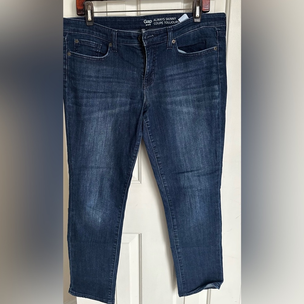 Gap Skinny Dark Wash Jeans- Size 10